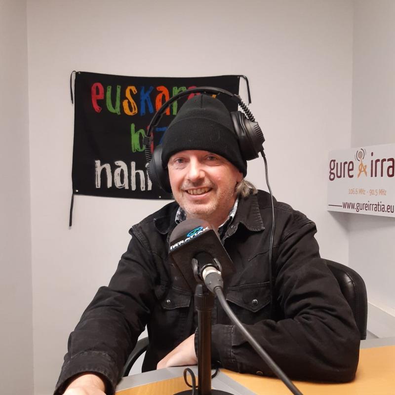 artista_zonbaitzu_izan_dira_ere_gure_irratiko_langile_tartean_xabaltx