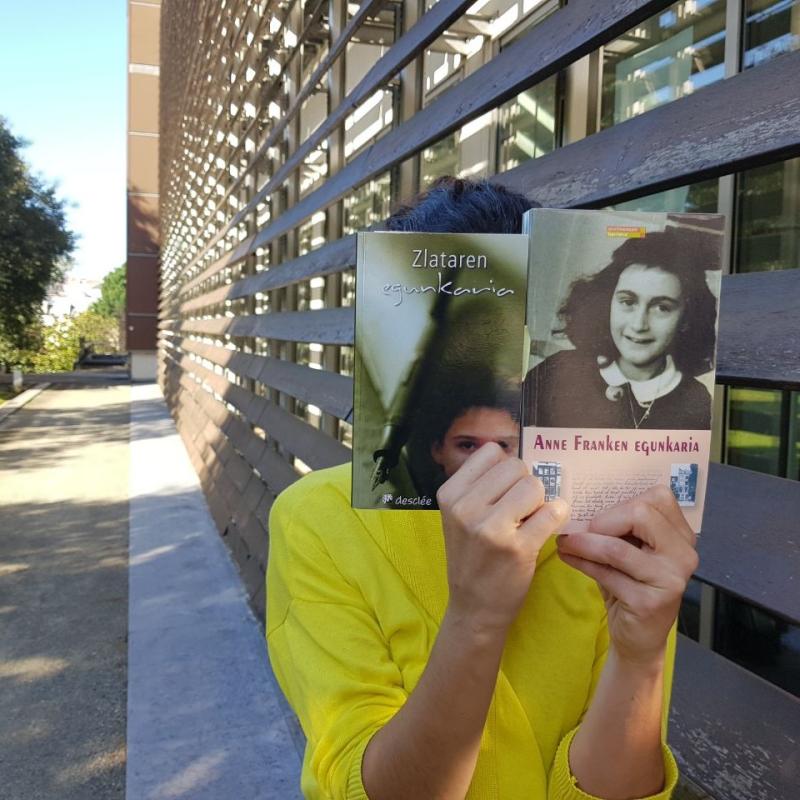 _11_urteko_bosniar_nerabe_baten_begietatik_senditzen_dugu_gerla_etortzen_giro_hotz_hori_