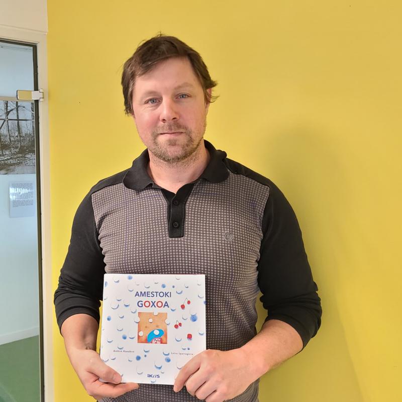 Haurrarekin%20heriotza%20aipatzeko%20liburua