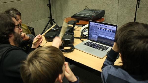 atabalekin_musikaren_bidean