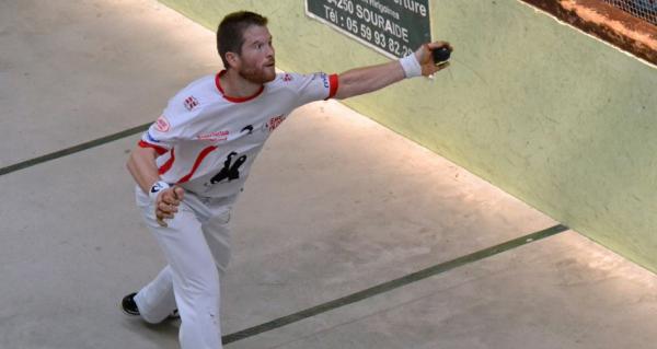 bigarren_txapela_battitta_ducassourendako