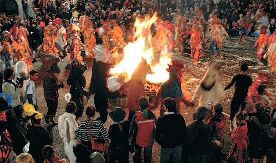 astearte_gizena_uztaritzen