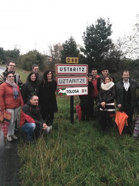 uztaritze_tolosa_seinaletika_berria_aurkeztua_izan_da