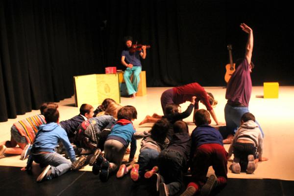 eliralek_oa_huetak_aurkezten