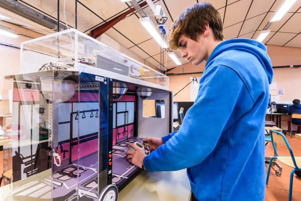 teknikoaren_ate_idekitzea