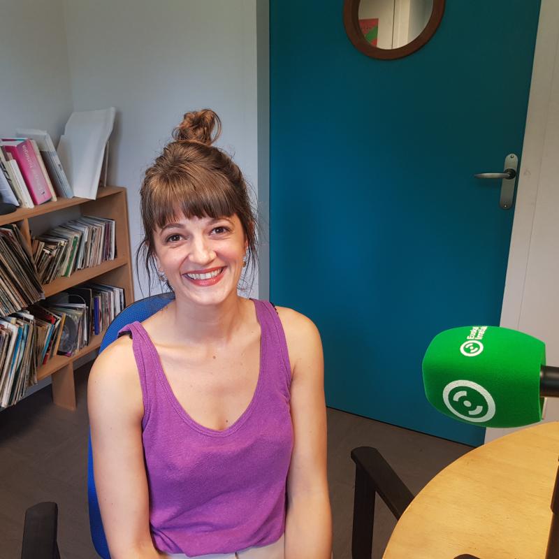 Beldurtzen%20eta%20era%20berean_%20inkozienteki%20erakartzen%20dituen%20gauzei%20aurre%20egiteko%20sortu%20du%20obra%20hori%20Hania%20Ranik