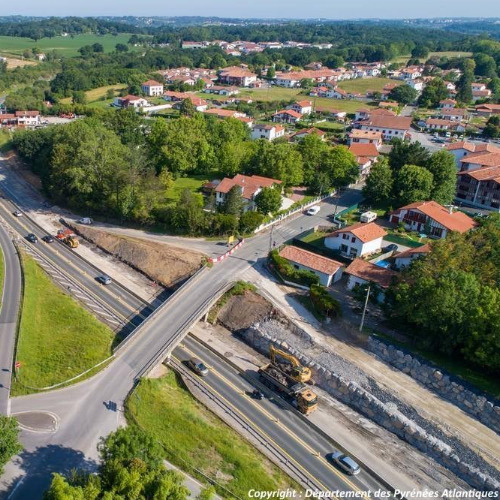 arruntzako_auzoa_bitan_zatitua_izango_da