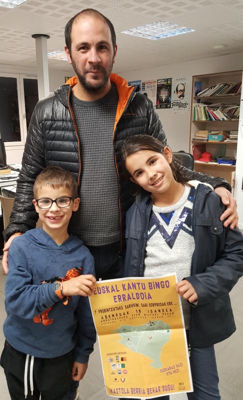 euskal_kantu_bingo_erraldoia_azkainen