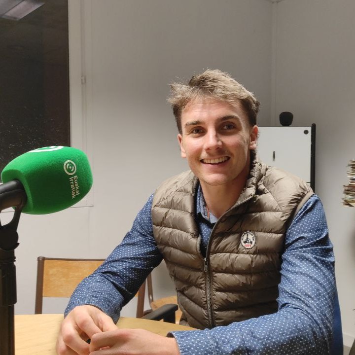 berezkoetara_pasatu_berri_bixente_bideondok_makeako_titulua_eskura_dezake