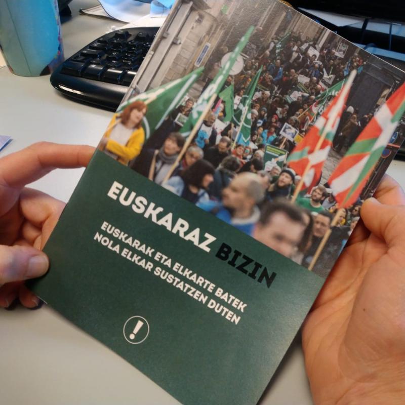 elkarteetan_euskara_sustatzeko_liburuxka_aurkeztuko_du_bizi_mugimenduak