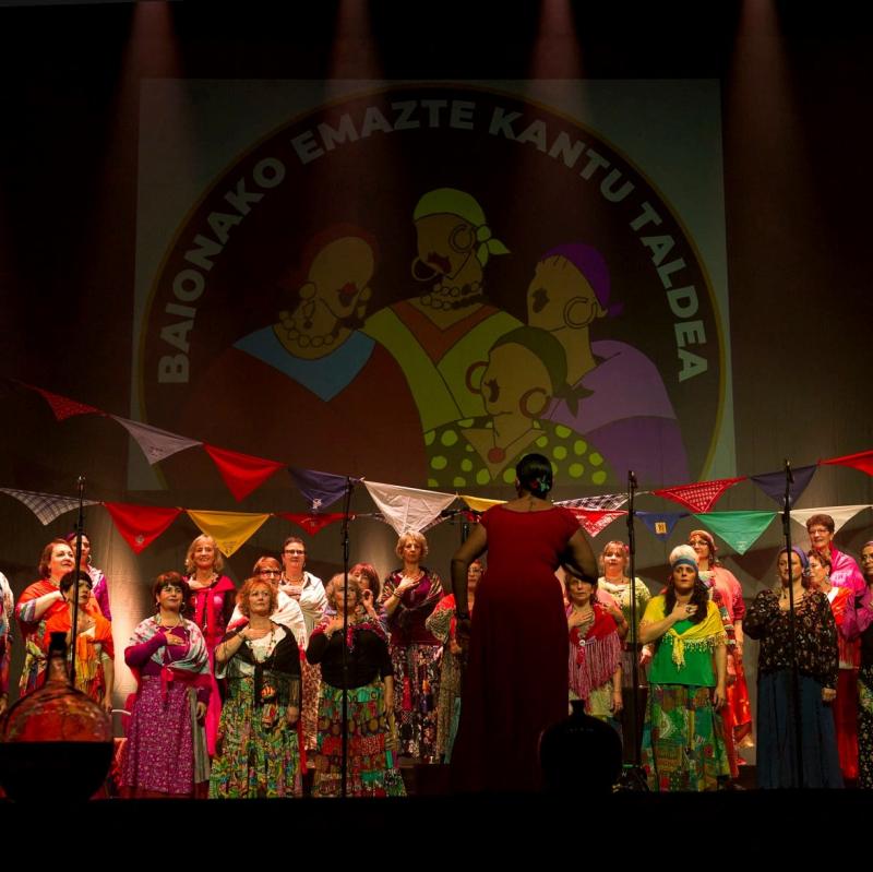 uztaritzeko_etorkinen_harrera_elkartearen_aldeko_kantaldia