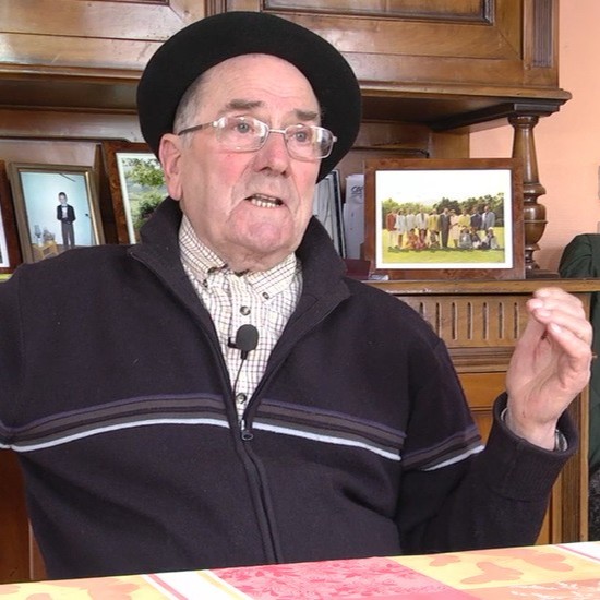 Ez%20nintzen%20bertzeak%20baino%20azkarrago_%20baina%20ez%20nintzen%20batere%20bertzeak%20baino%20guttiago