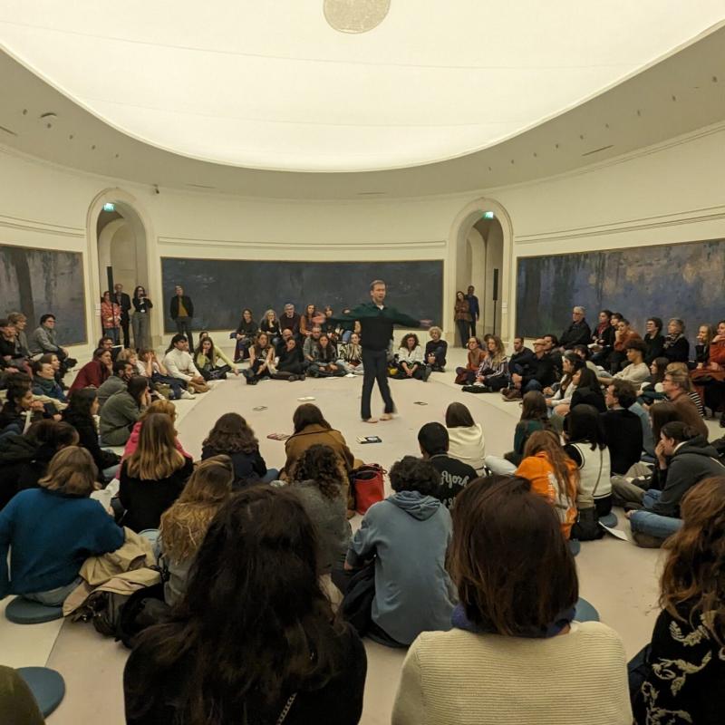 Daniel%20Linehan%20:%20Sorkuntza%20ote%20da%20egiten%20ari%20naizena%20ala%20suntsitze%20ekintza%20bat?