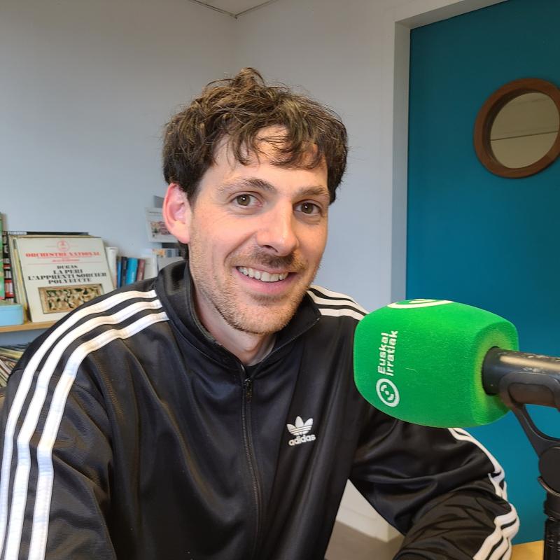 euskarazko_antzerki_tailerrak_heldu_eta_haurrentzat_urririk