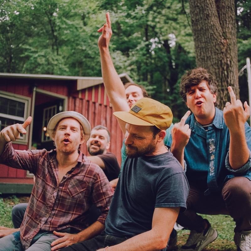 Artisau%20xume%20eta%20inspiratuak%20dira_%20estilo%20batetik%20bestera%20salto%20egiten%20dute%20koherentziarekin