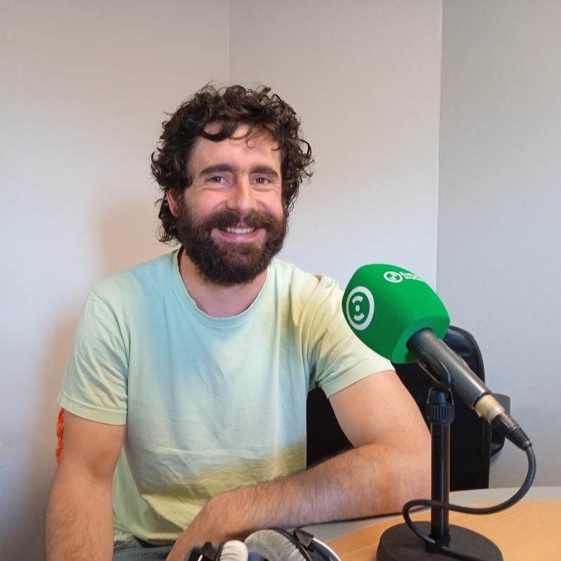 _umorea_duen_jendeaz_mesfidatu_behar_da_usu_umorea_duzularik_gauzak_ilun_ikusten_ahal_dituzu_