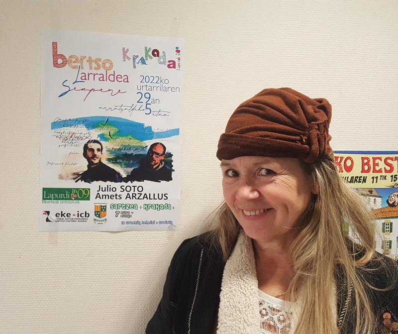 krakada_hartu_julio_soto_eta_amets_arzallusekin