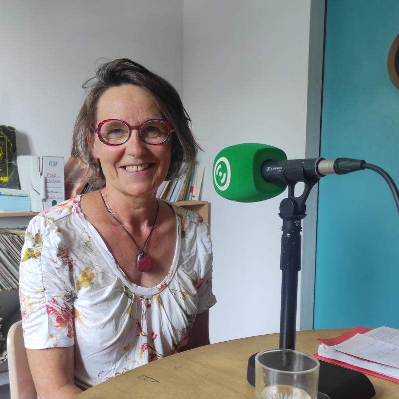 ahozkoari_lehentasuna_eman_nahi_dio_maryse_elizaldek