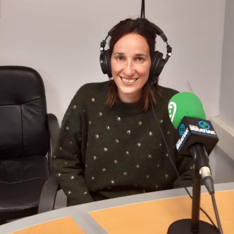 elkartea_indartu_nahian_etorkinak_laguntzen_dituen_eskuz_eskuk_jendea_bilatzen_du