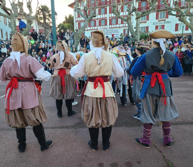 getariako_ihauteriak_lehorretik_itsasora