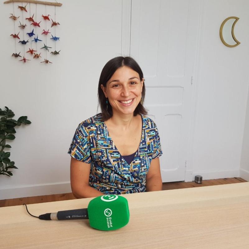 naturopata_eta_haurdunaldian_berezitua_den_ihitza_parot_instalatu_berri_da_kanbon