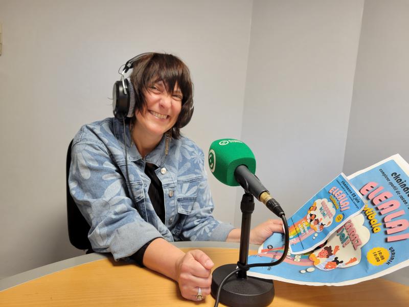 _erdaldunentzat_sentiberatze_ekintzak_behar_dira_eta_euskaldunentzat_euskaraz_bizitzeko_aukerak_behar_dira_eskaini_