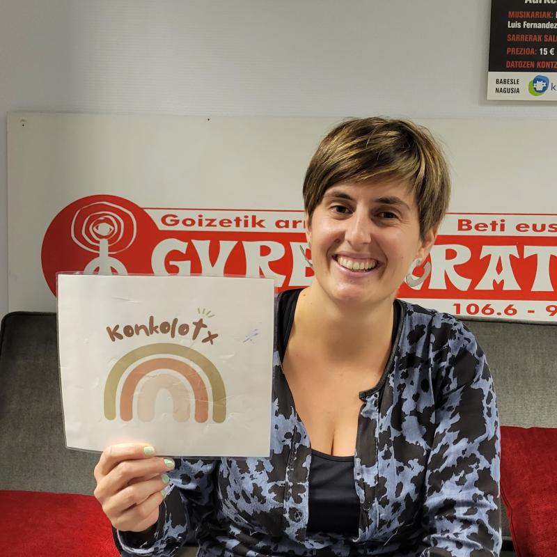 konkolotx_lagundu_haur_eta_famili_berriei_euskarazko_zaintza_proposatzeko