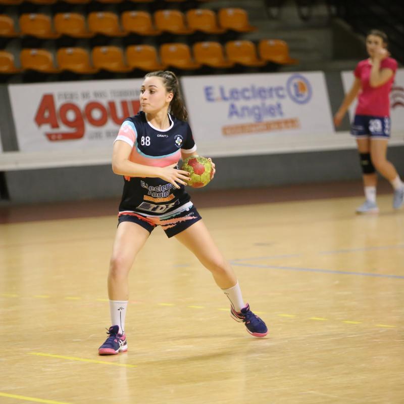 _helburua_sailkapeneko_lehen_postuak_jokatzea_da_