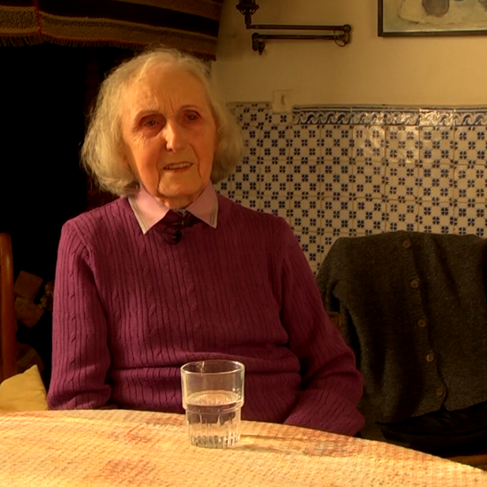 Ez%20ziren%20ontsa%20ikusiak_%20gorri%20zikinak%20ziren