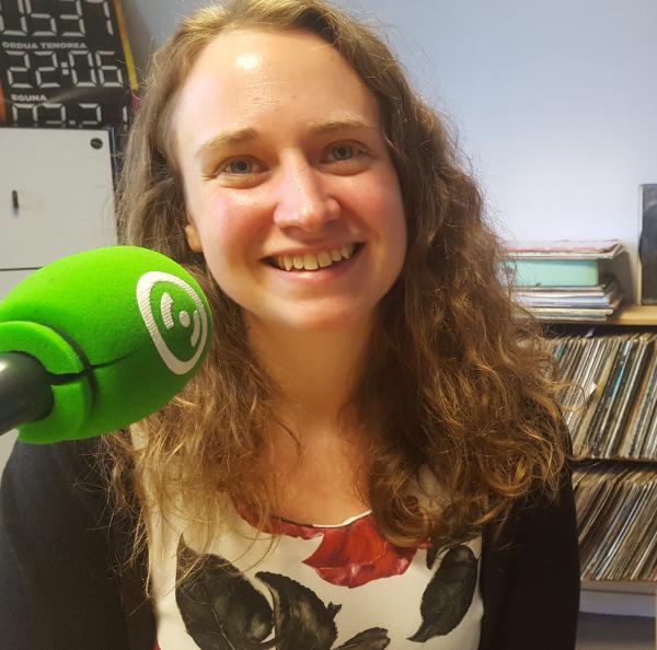 bastidako_ohitura_pagano_bat_oinarri_5_kantarien_proiektuarentzat