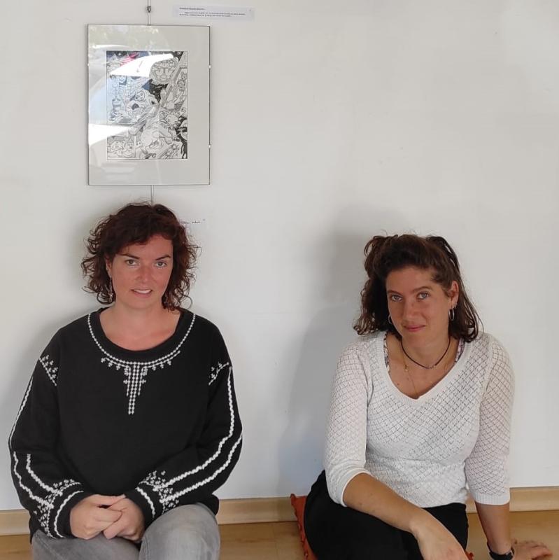 bi_mundu_elkartuta_hazparnen