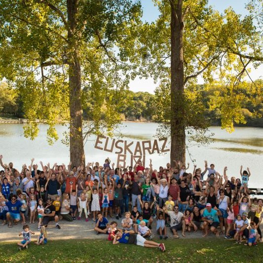 Mintzalasai%20irailean%20izango%20da_%20eta%20zuen%20proposamenak%20egiteko%20orain%20da