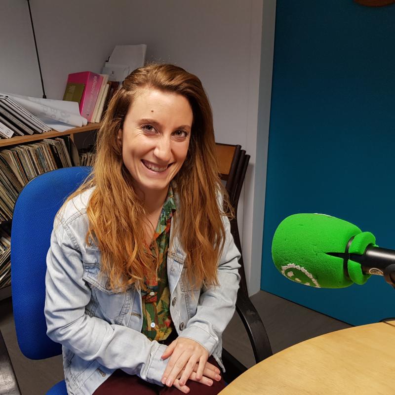 _mezu_bat_pasarazi_nahi_dut_nire_kantu_eta_bideon_bitartez_