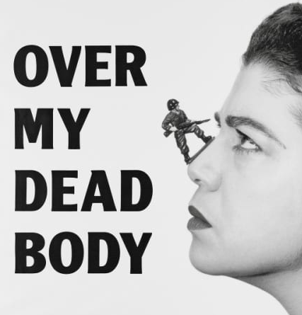 Mona%20Hatoumek%20beti%20jartzen%20du%20gizakia%20bere%20ahulezien%20eta%20bortizkeriaren%20parean