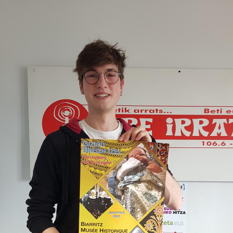 _gaur_nola_janzten_garen_ulertzeko_lehen_nola_janzten_ziren_erakutsi_nahi_dugu_