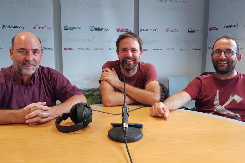 joaldunak_eta_olentzero_argentinarako_bidean