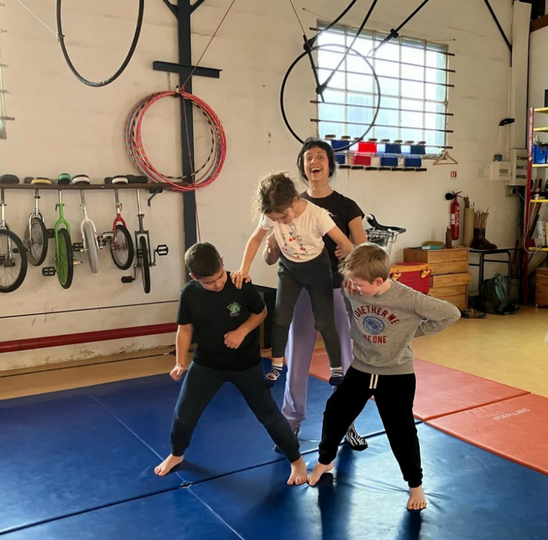 Zirko%20ikastaldiak%20adin%20guzientzat%20udan%20ere