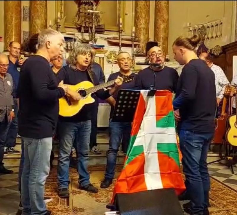 euskal_eta_korsikar_kantariak_elkartuko_dira_bi_kontzerturentzat