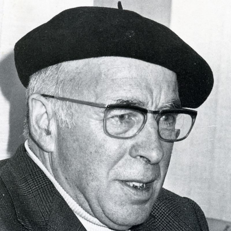 _piarres_larzabal_ekintzailea_zen_bere_bizi_guzian_saiatu_da_jendearengandik_hurbil_bizitzen_eta_laguntzen_