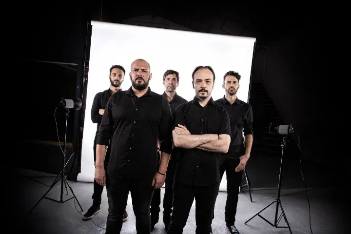 Adi%202025%2004%2015