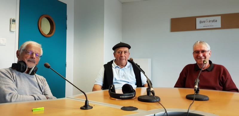 roxali_antzerkia_aurkeztuko_dute_uztaritzen