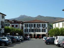 saran_hitzordu_ezberdinak_aste_huntan