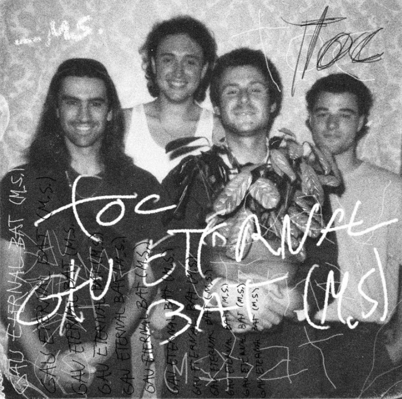 _taldearen_berezitasuna_ene_iduriko_kantaria_da_ez_da_kikiltzen_bere_emozioak_kantatzen_ditu_manera_asumituan_