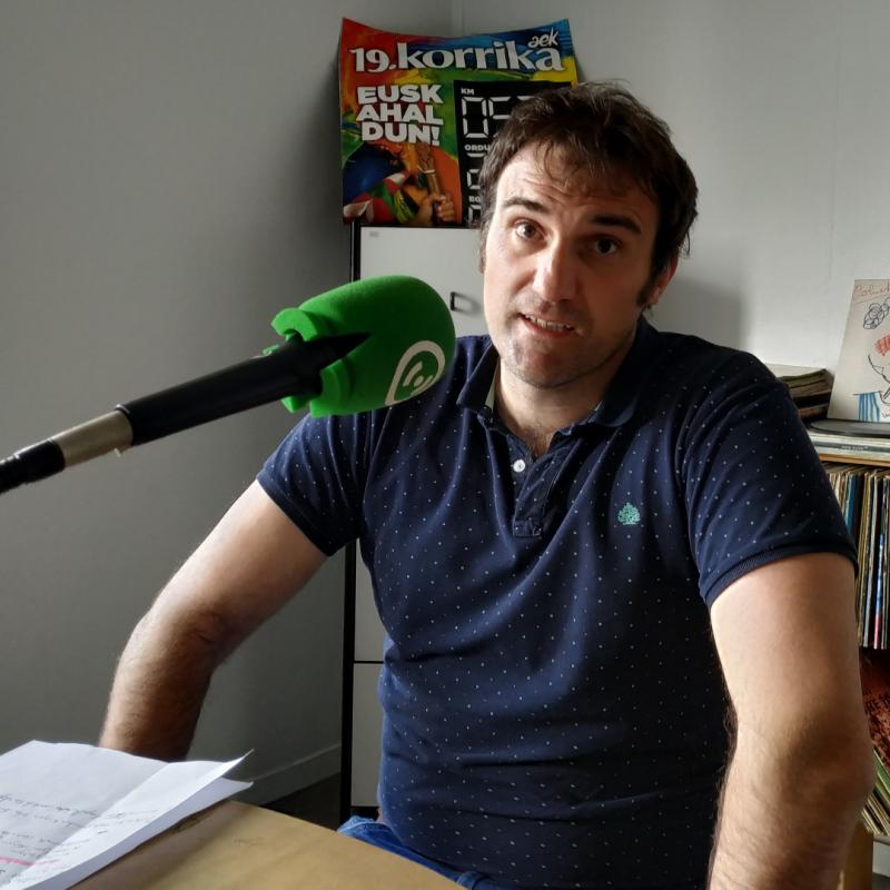 _label_horrek_ezagupen_bat_ekartzen_dio_uztaritzeko_errugbi_taldeari_