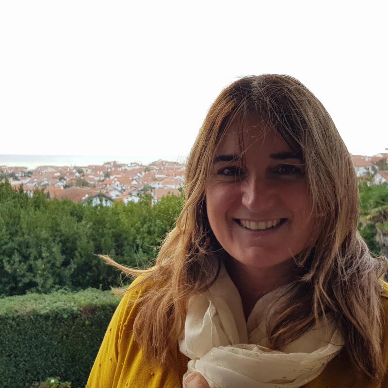 Biarritzeko%20berri%20zonbait%20Viviane%20Ithursarryrekin