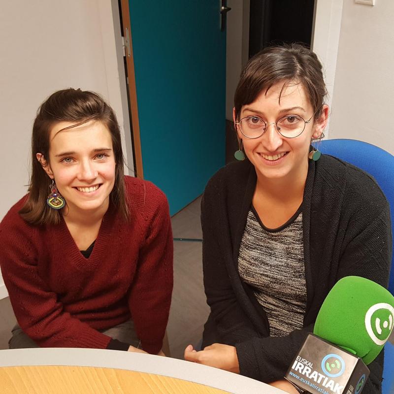 emazteek_sortu_dantza_irakatsi_nahian