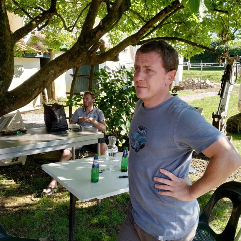 sarako_pleka_ostatu_jatetxe_trinketean_izan_gira_ekainaren_4ko_idekitzea_aitzin