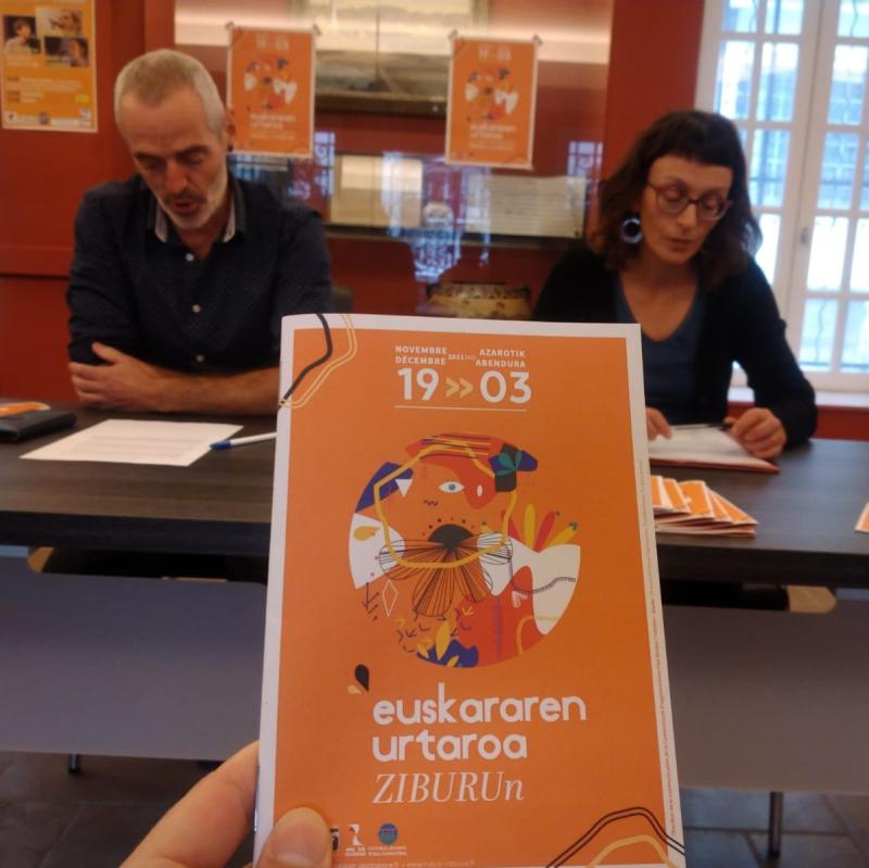 ziburuko_herria_euskaraz_jantzia