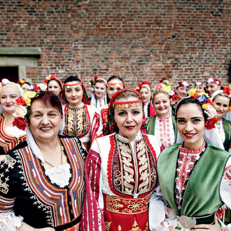 Hetsi%20begiak_%20ideki%20leiho_%20belarri%20eta%20bihotzak_%20bidaia%20on