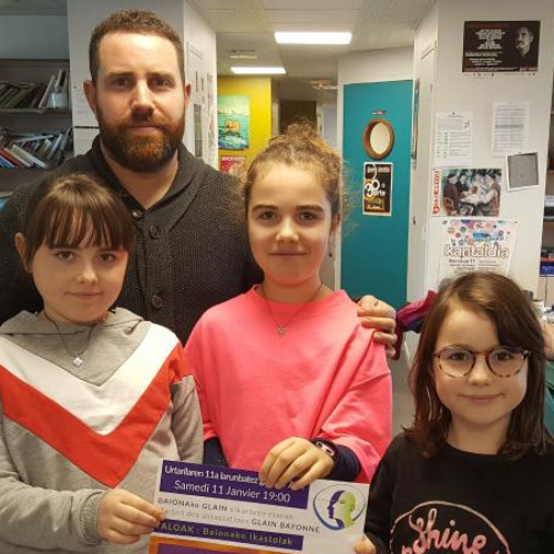 itxaropena_piztu_zaio_ilune_dufau_ziburutar_gazteari